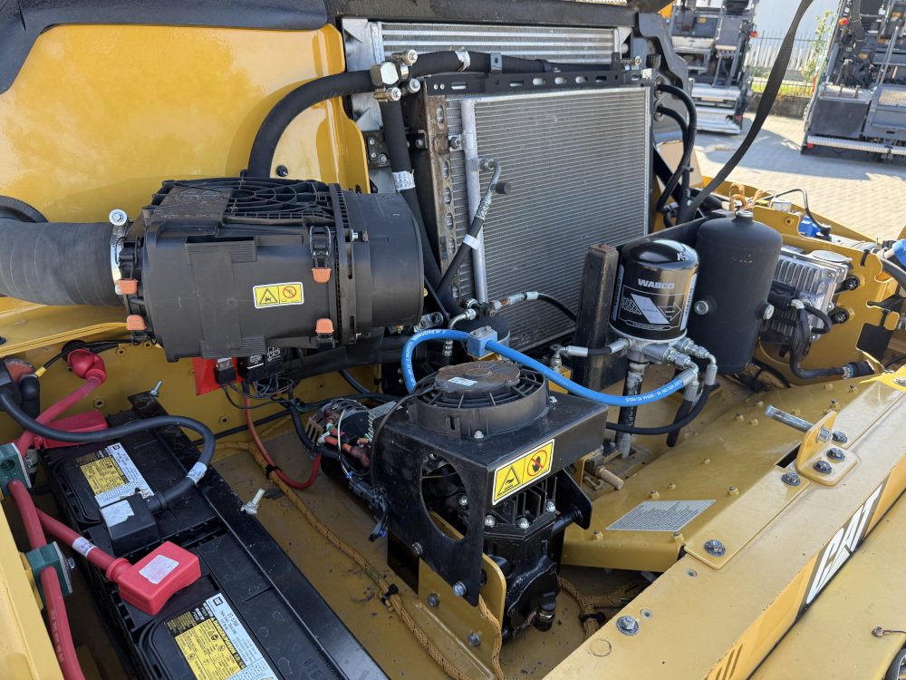 Usato 2001 Caterpillar PS 300B -521-