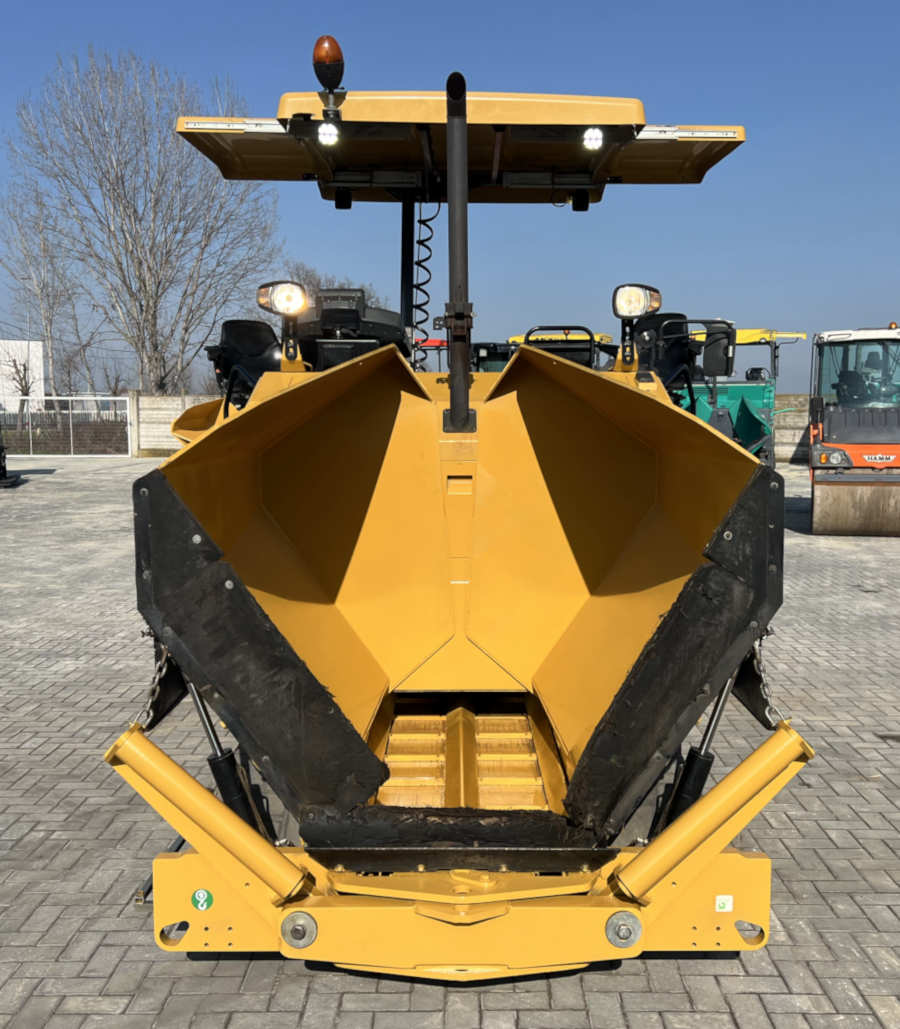 Usato 2020 Caterpillar AP 355F