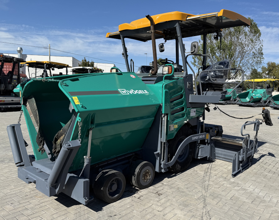 Usato 2018 Vogele S 1303-3i