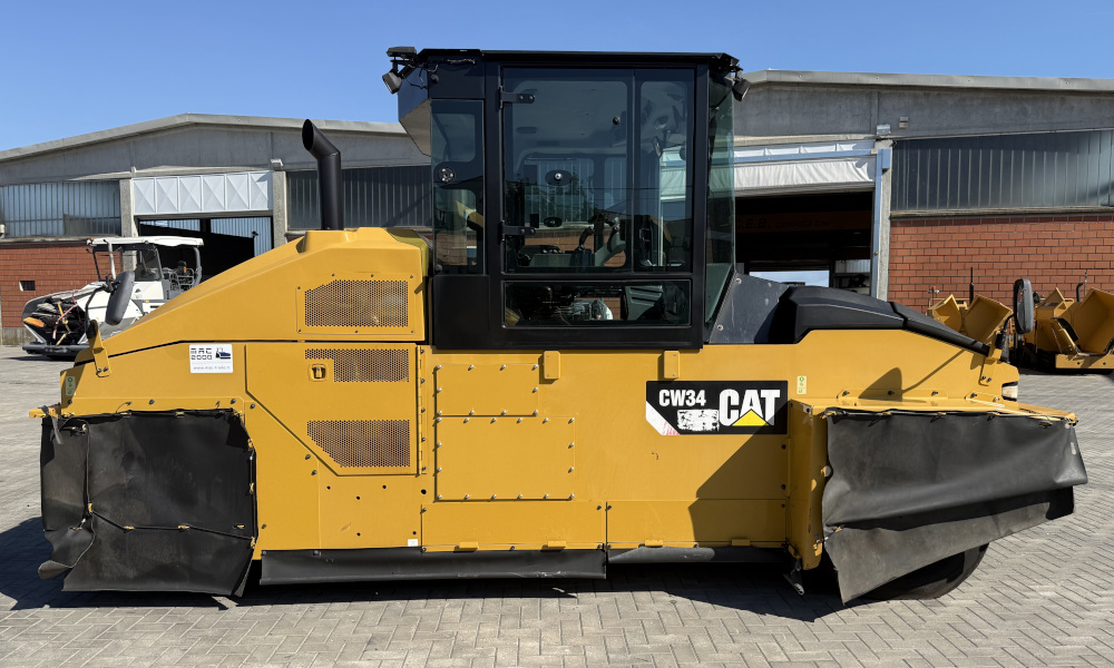 Usato 2001 Caterpillar PS 300B -521-