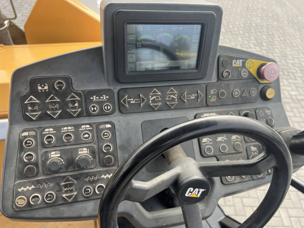 Usato 2018 Caterpillar AP 300F