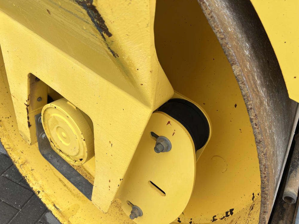 Usato 2004 Bomag BW 141 AD-2