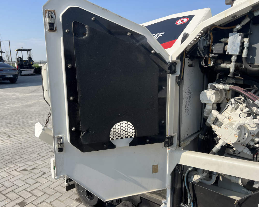 Usato 2016 Caterpillar AP 355F