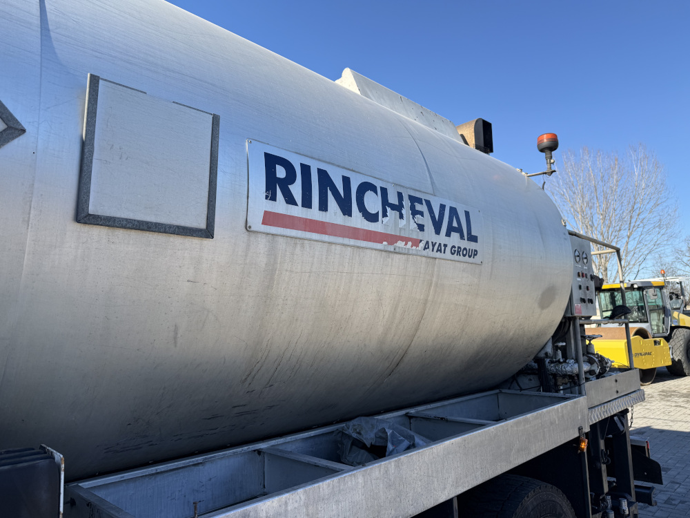 Usato 2005 Renault / Rincheval Premium 320 Dci / EPA