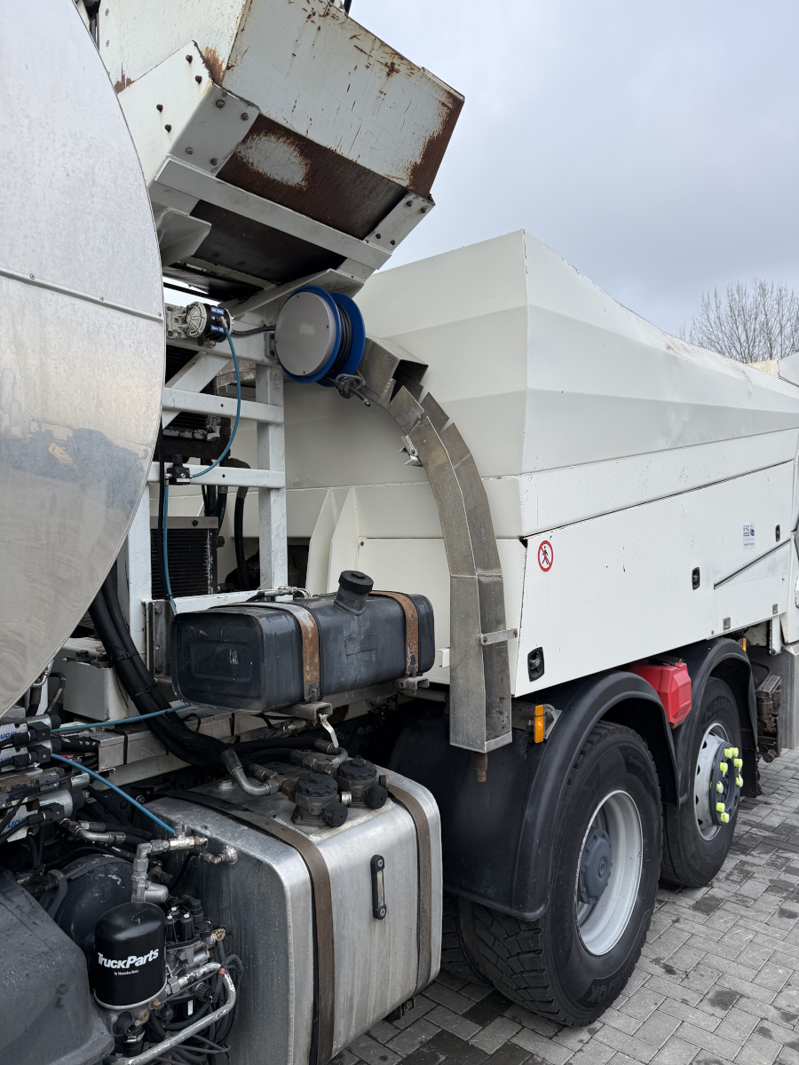 Usato 2008 Mercedes / Secmair 2536 / Chipsealer BCG 500