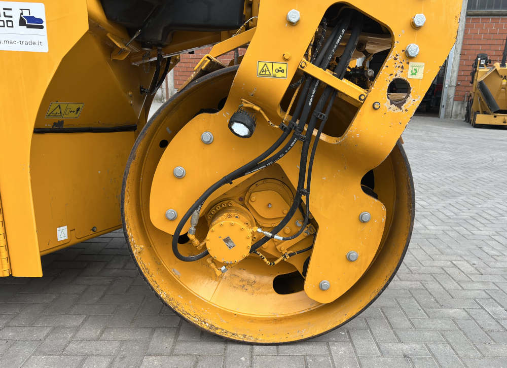 Usato 2017 Caterpillar CD 8