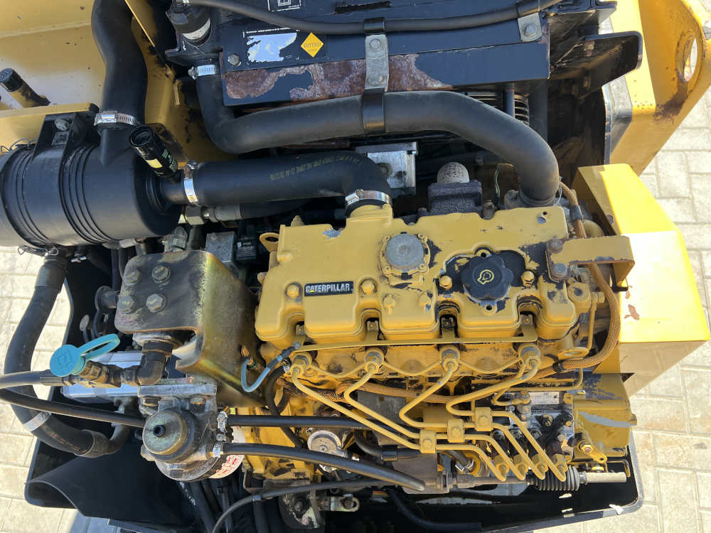 Usato 2006 Caterpillar CB 334E