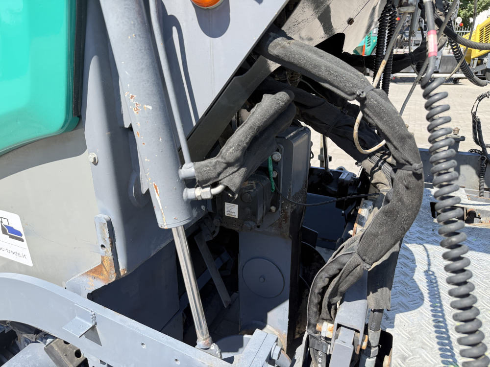 Usato 2017 Vogele Super 800-3i