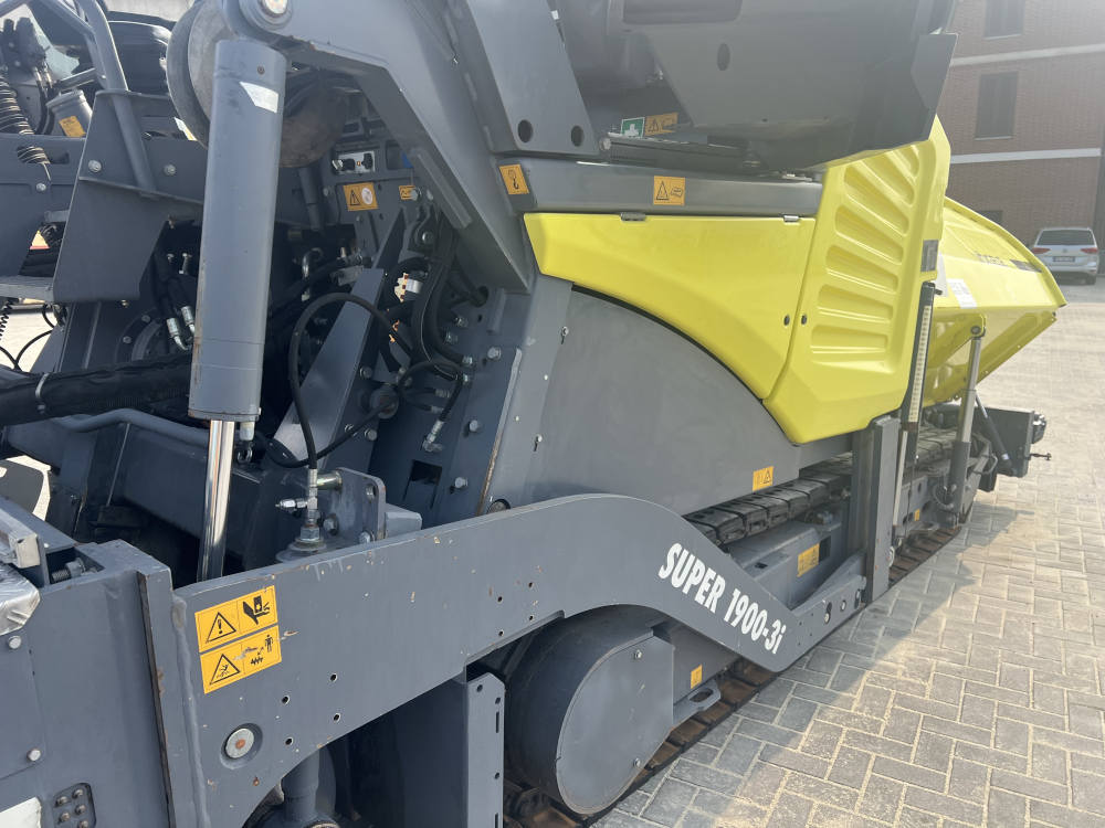 Usato 2015 Vogele Super 1900-3i