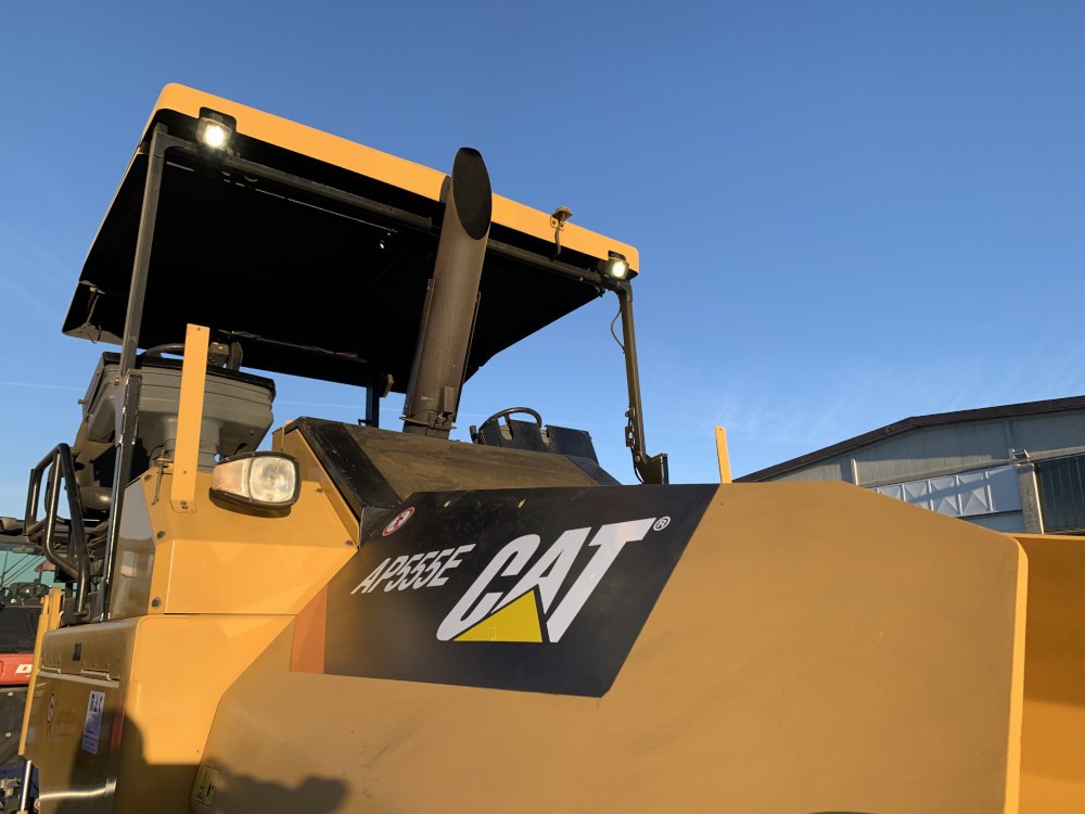 Usato 2013 Caterpillar AP 555E