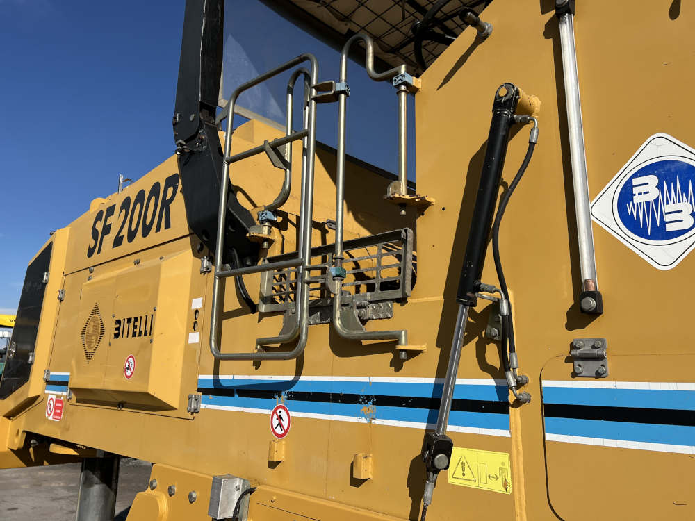 Usato 2003 Bitelli SF 200R -002-