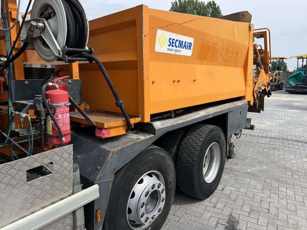 Usato 2012 Daf / Secmair CF 85.460 / Secmair Chipsealer BCG 500