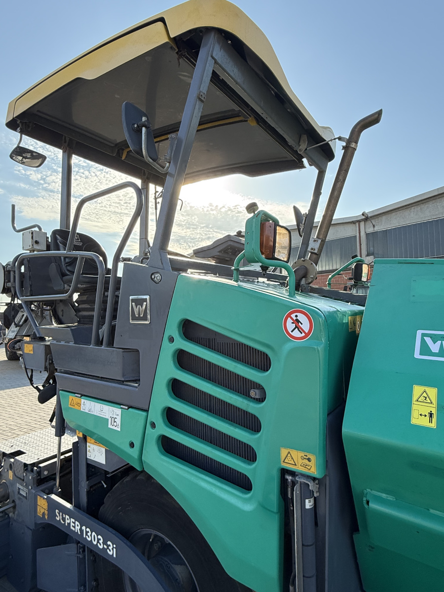 Usato 2021 Vogele S 1303-3i