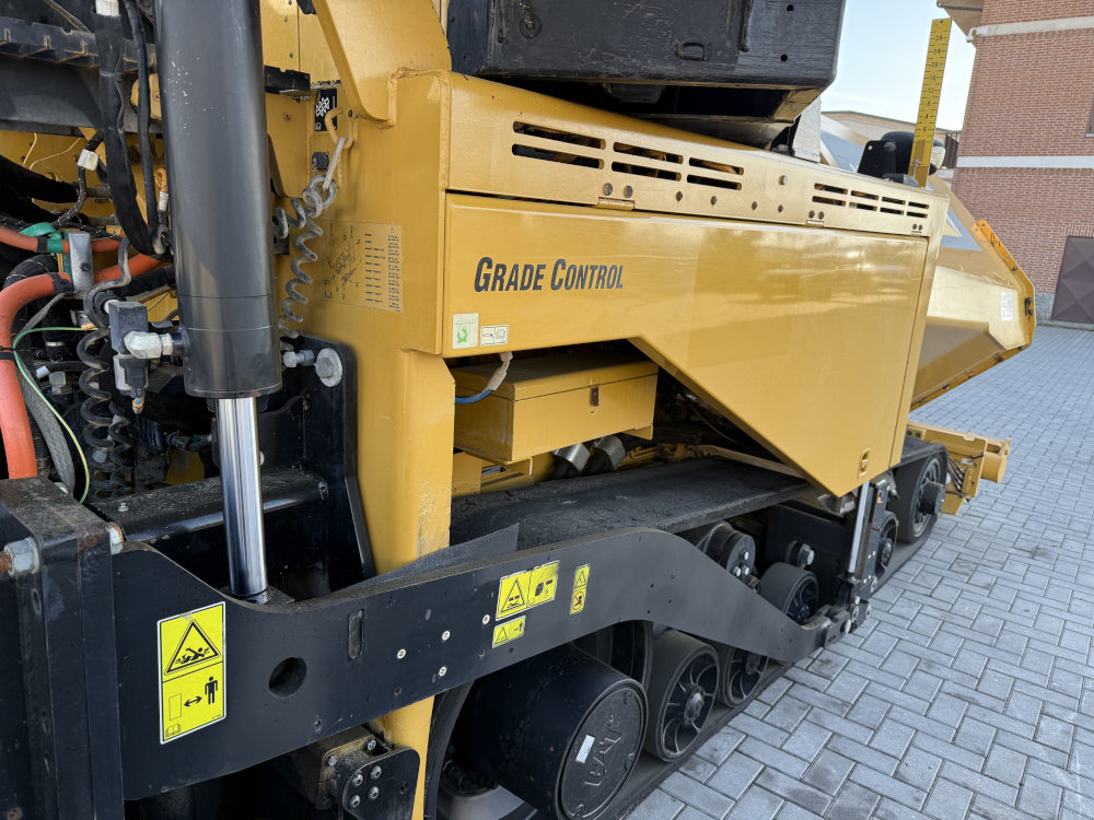 Usato 2017 Caterpillar AP 655F