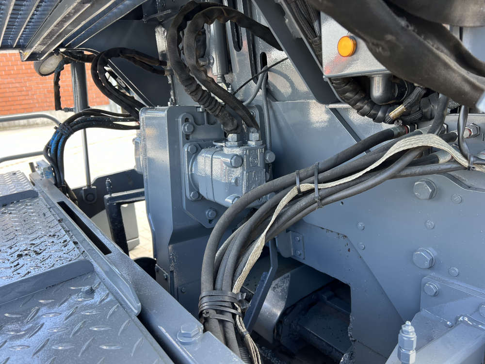 Usato 2018 Vogele S 1300-3i