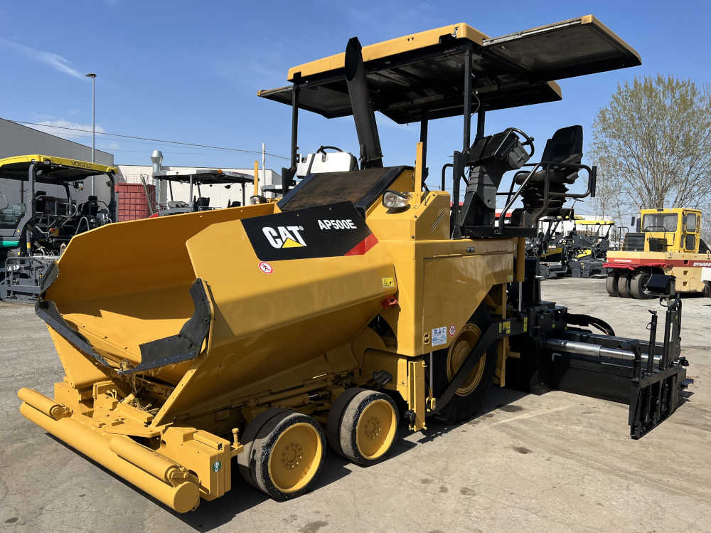 Usato 2014 Caterpillar AP 500E -222-