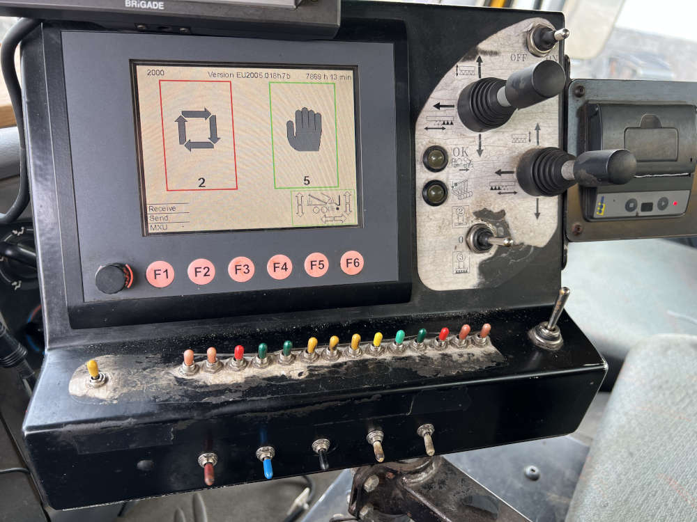 Usato 2006 Renault Kerax 420 / Secmair Major BCG 500