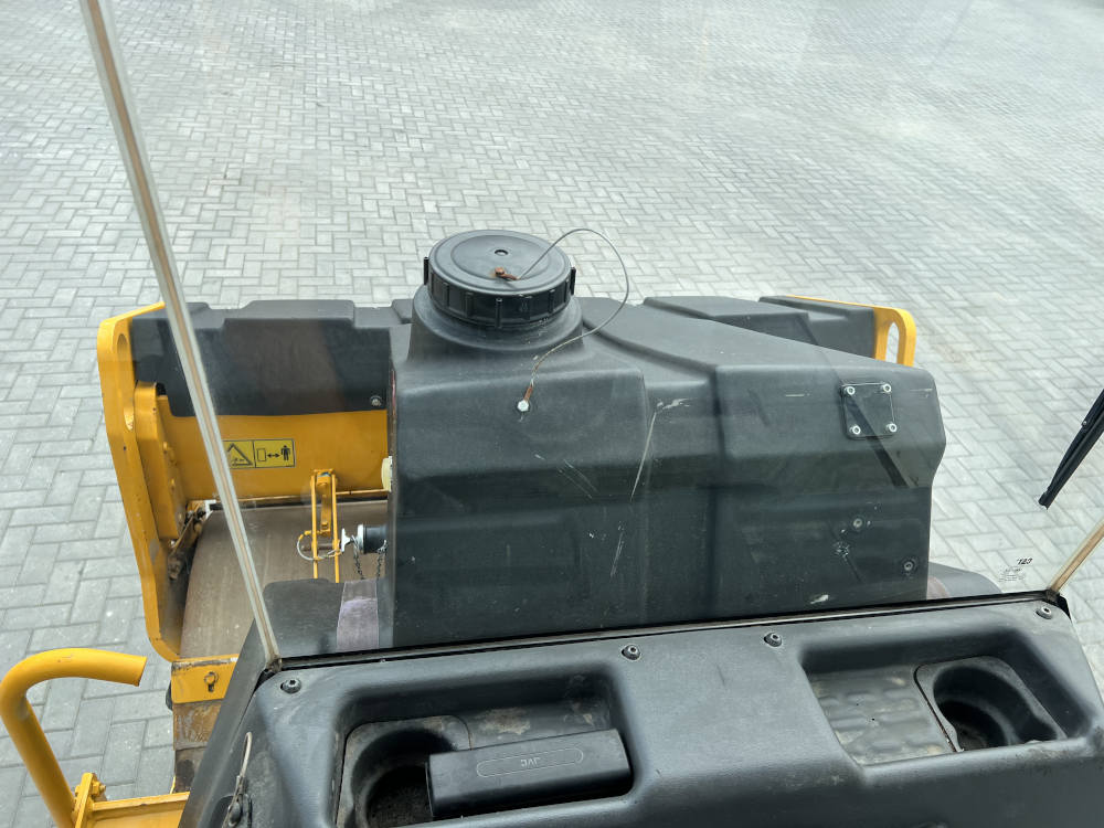 Usato 2017 Caterpillar CD 8