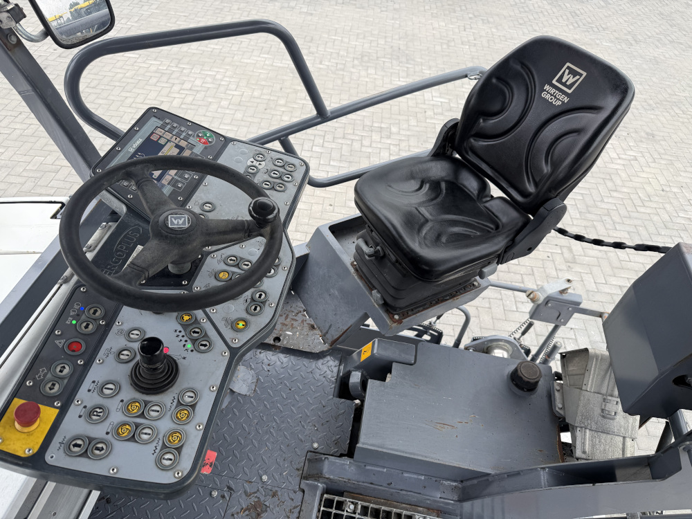 Usato 2021 Vogele S 1303-3i