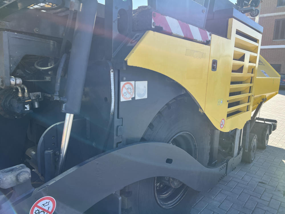 Usato 2009 Bomag BF 691P