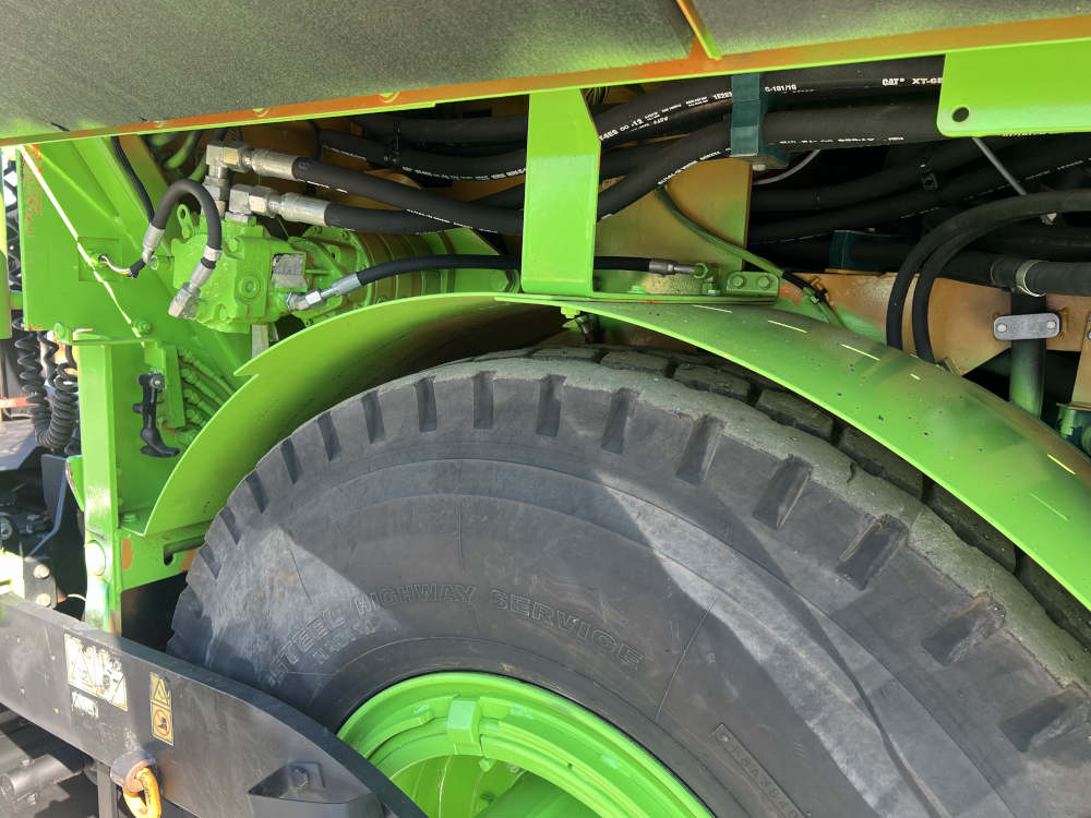 Usato 2010 Caterpillar AP 600D