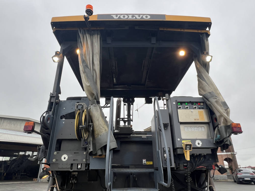 Usato 2014 Volvo P 6870C