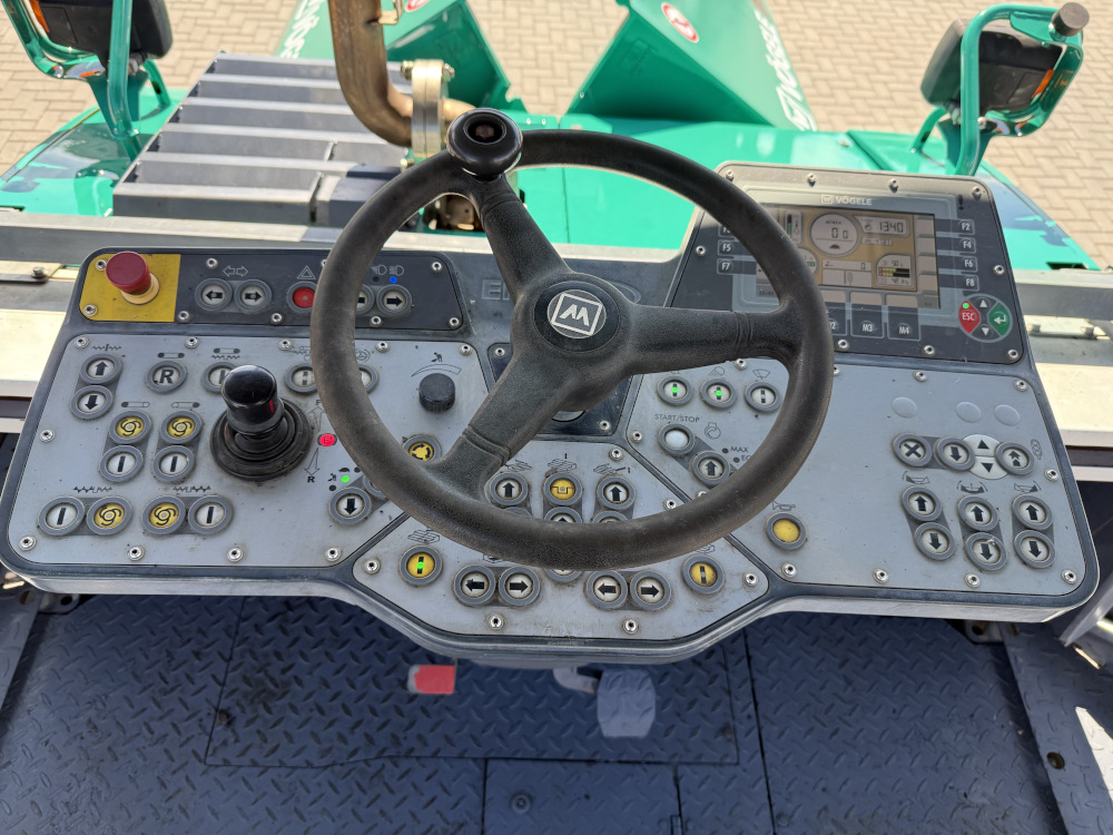 Usato 2018 Vogele S 1303-3i