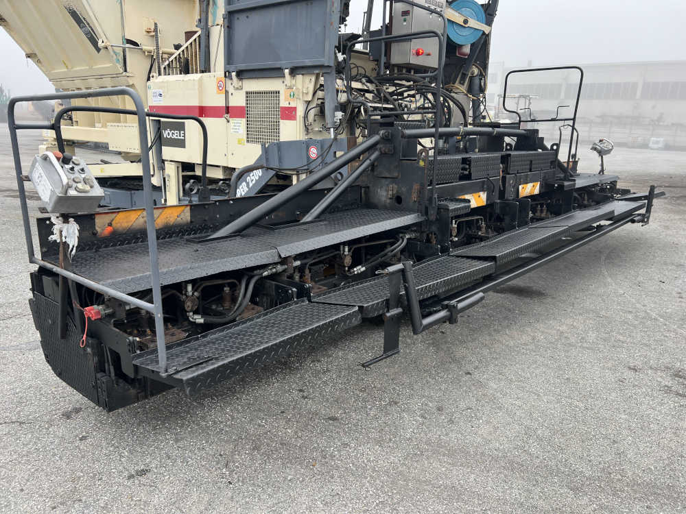 Usato 2005 Vogele Super 2500 (06.74)
