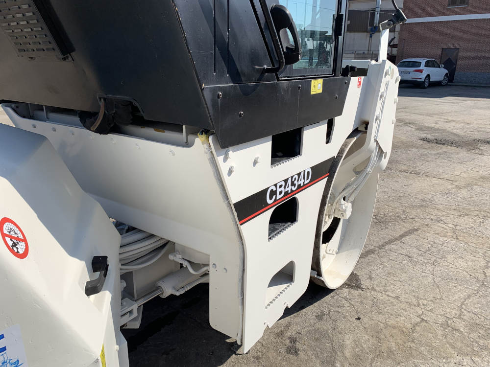 Usato 2005 Caterpillar CB 434D