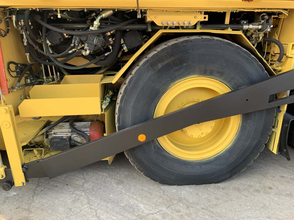 Usato 2003 Dynapac F 121 6W -278-