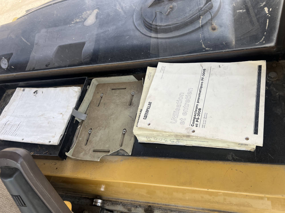 Usato 2002 Caterpillar PS 300B