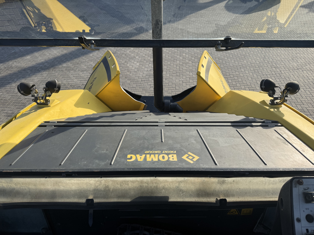 Usato 2014 Bomag BF 600C-2
