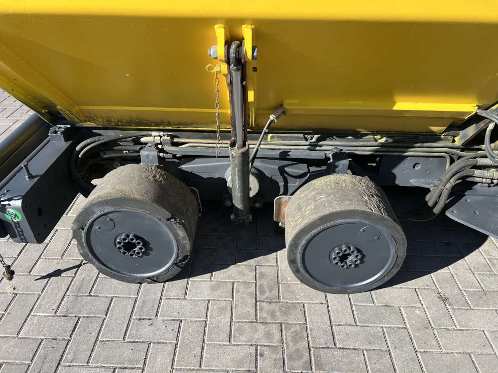 Usato 2009 Bomag BF 691P