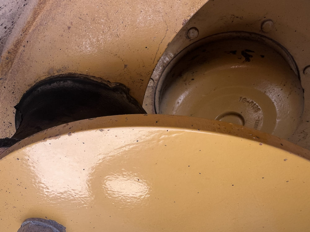 Usato 2006 Caterpillar CB 334E