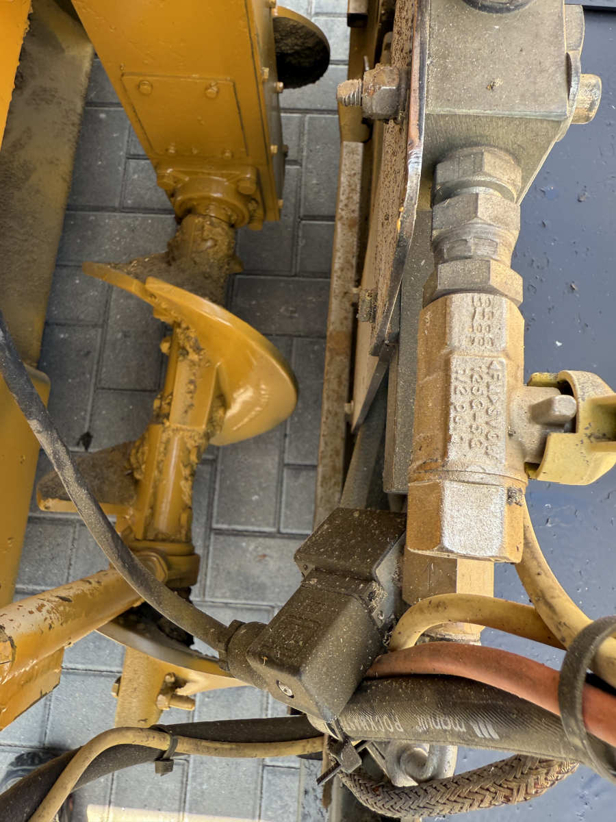 Usato 2009 Caterpillar BB 621C