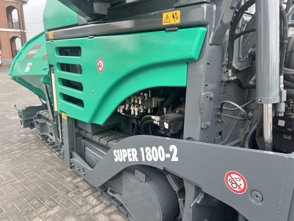 Usato 2011 Vogele S 1800-2