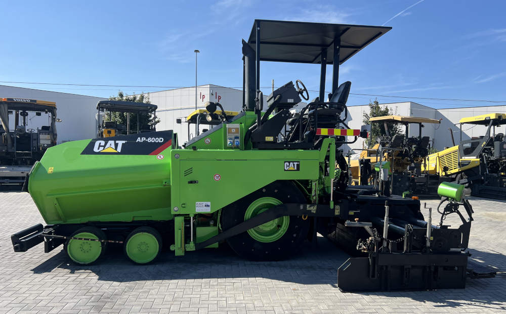 Usato 2010 Caterpillar AP 600D