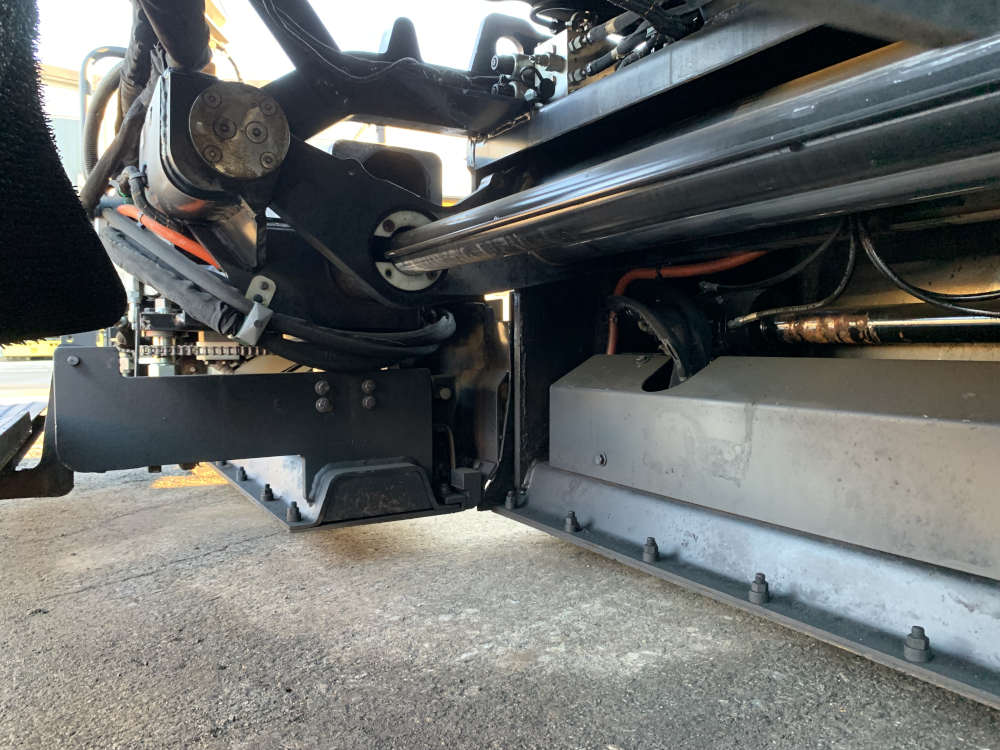 Usato 2013 Caterpillar AP 555E