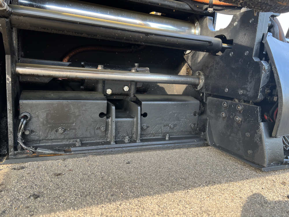 Usato 2017 Caterpillar AP 255E