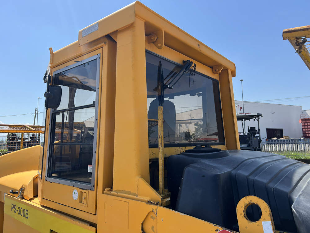 Usato 2001 Caterpillar PS 300B -521-