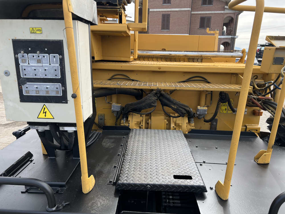 Usato 2007 Caterpillar AP 600 -150-