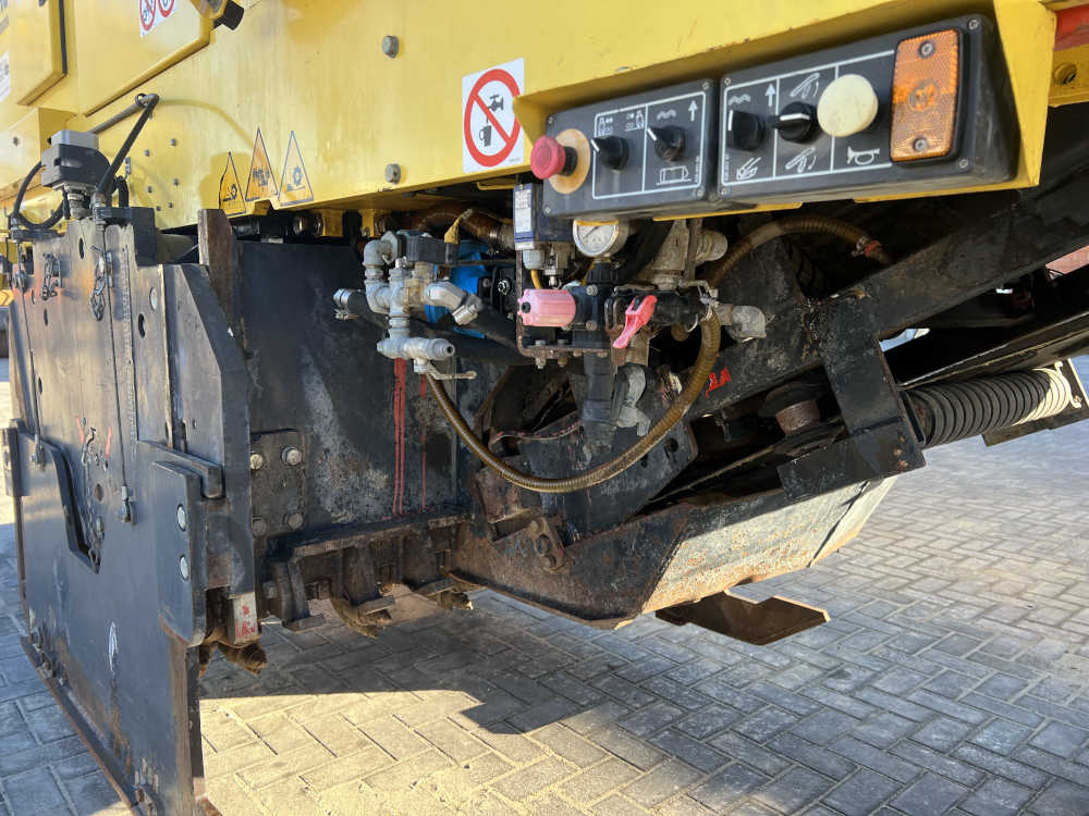 Usato 2009 Bomag BM 1300/30