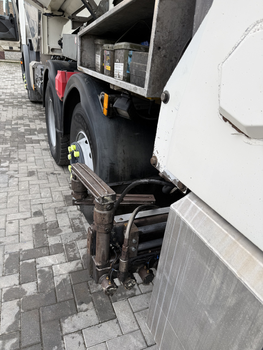 Usato 2008 Mercedes / Secmair 2536 / Chipsealer BCG 500