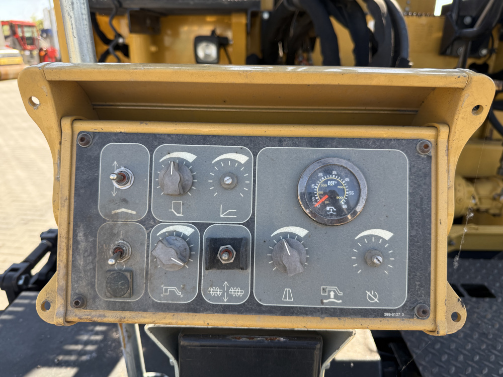 Usato 2010 Caterpillar AP 600D