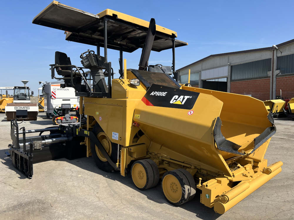 Usato 2014 Caterpillar AP 500E -222-