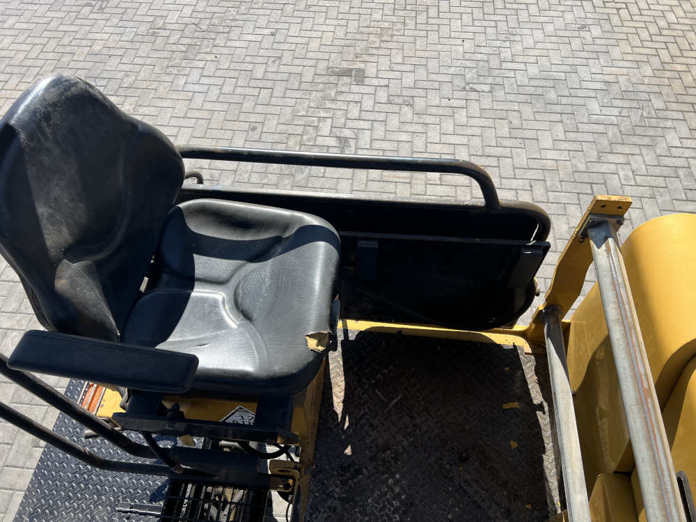 Usato 2012 Caterpillar AP 300