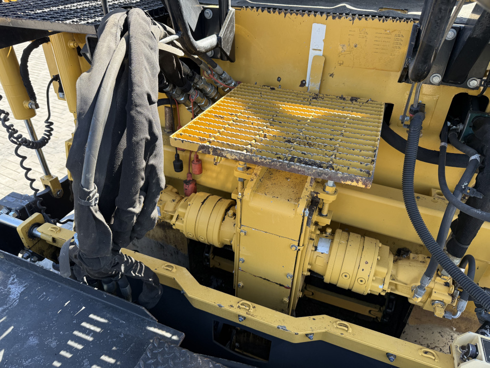 Usato 2010 Caterpillar AP 600D