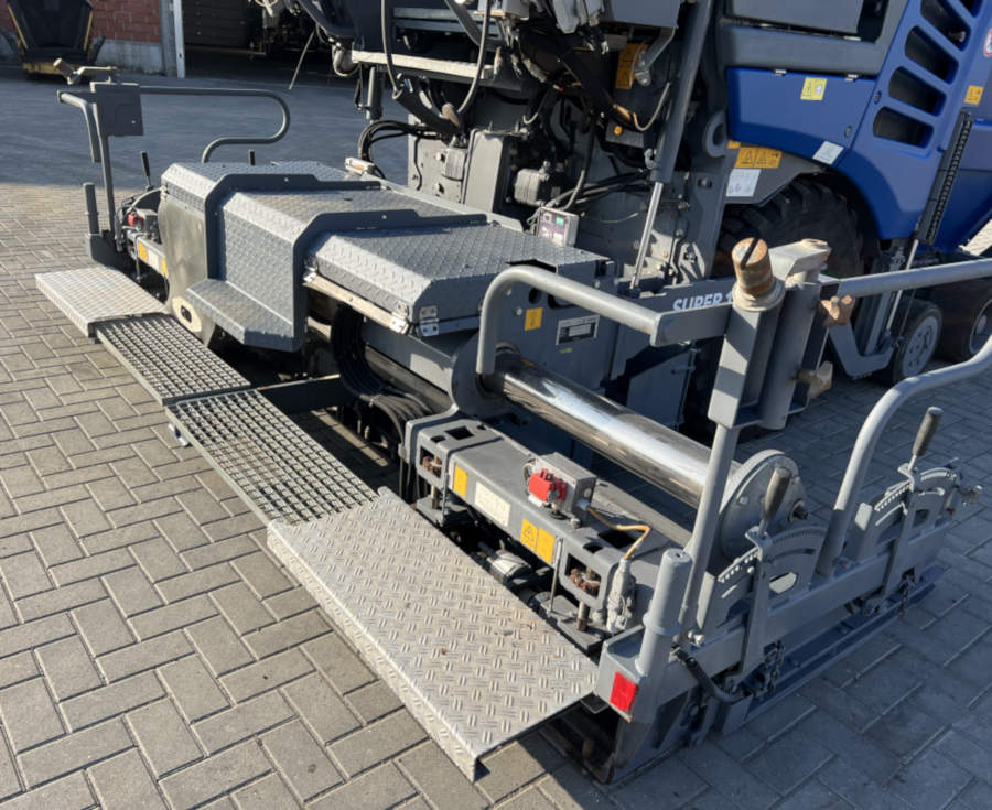 Usato 2018 Vogele S 1303-3i