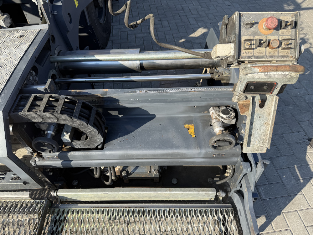 Usato 2010 Bomag BF 600P