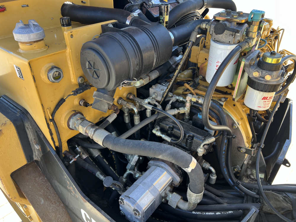 Usato 2006 Caterpillar CB 334E